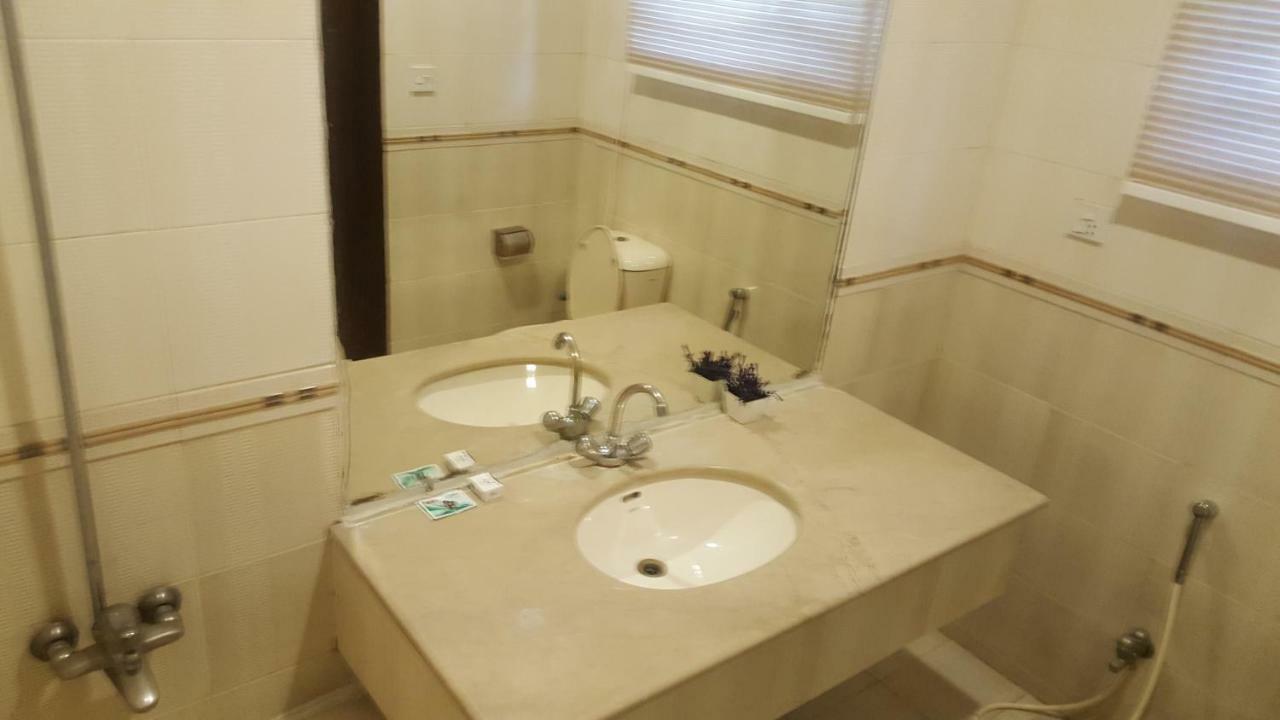 Mulberry Residence Luxury Rooms Islamabad Extérieur photo